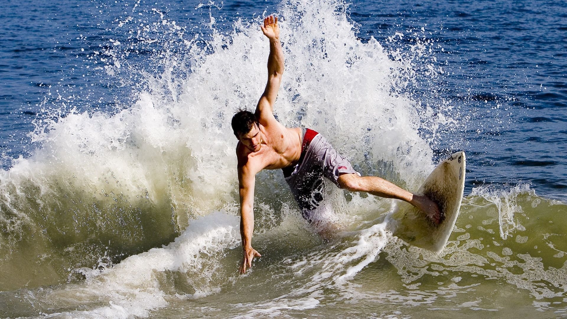 掘金约基奇再砍三双,带队轻取胜利,掘金中锋约基奇厉害吗