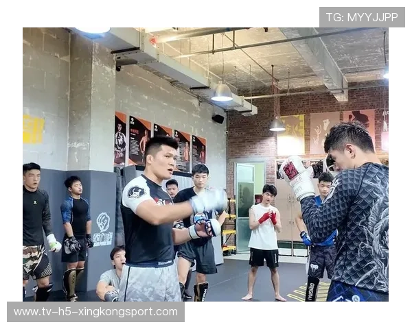 格斗UFC：顶尖对决，燃爆擂台！，ufc顶尖高手